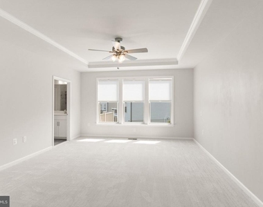 15795 Gardenia Ridge Way - Photo Thumbnail 26