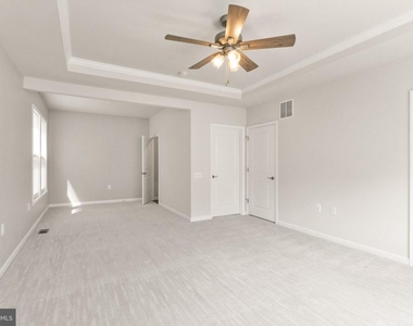15795 Gardenia Ridge Way - Photo Thumbnail 27