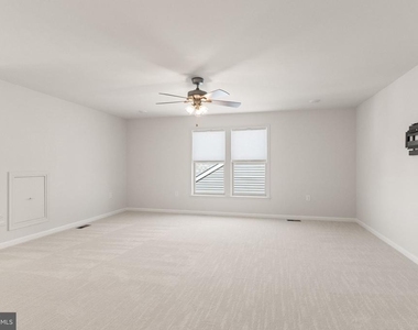 15795 Gardenia Ridge Way - Photo Thumbnail 38
