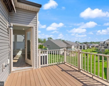 15795 Gardenia Ridge Way - Photo Thumbnail 23