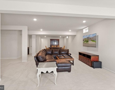 15795 Gardenia Ridge Way - Photo Thumbnail 50