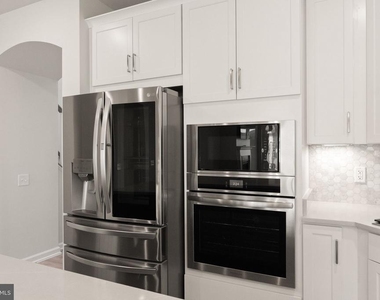 15795 Gardenia Ridge Way - Photo Thumbnail 10