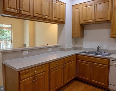 1832 Cedar Cove Way - Photo Thumbnail 12