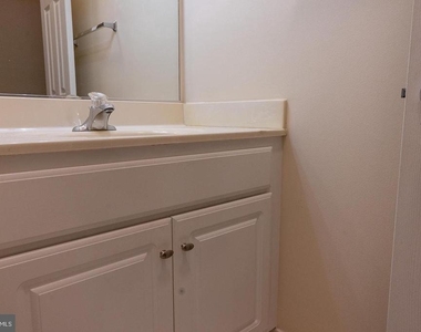 1832 Cedar Cove Way - Photo Thumbnail 22