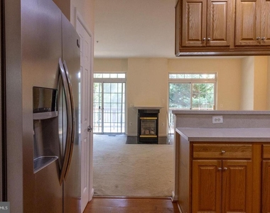 1832 Cedar Cove Way - Photo Thumbnail 10