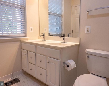 1832 Cedar Cove Way - Photo Thumbnail 32