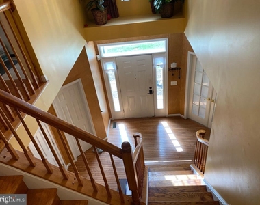 3128 Tulip Tree Place - Photo Thumbnail 2