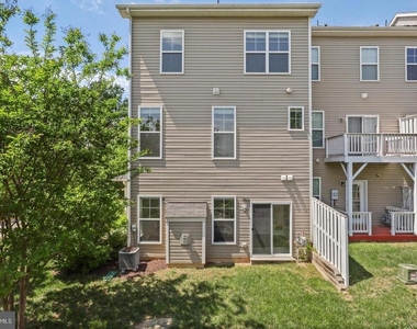 12807 Lotte Drive - Photo Thumbnail 17