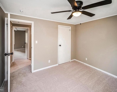 115 Washington Street - Photo Thumbnail 24