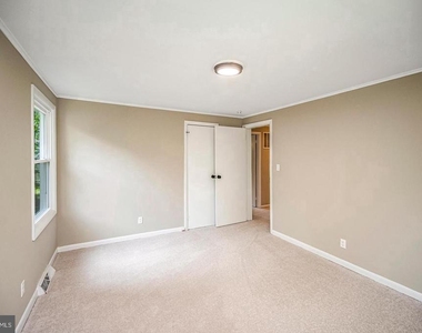 115 Washington Street - Photo Thumbnail 22