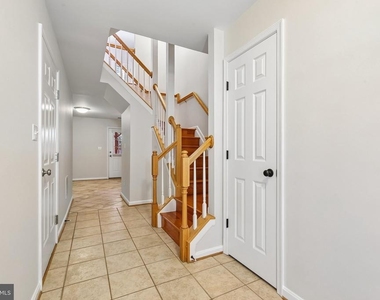 45553 Reading Terrace - Photo Thumbnail 1