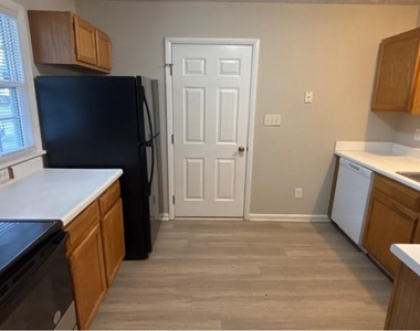 4753 Banks Court - Photo Thumbnail 3