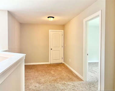 586 Ruth Circle - Photo Thumbnail 17