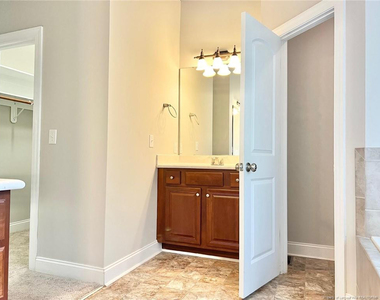 586 Ruth Circle - Photo Thumbnail 28