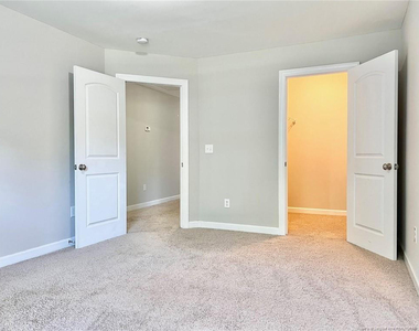 586 Ruth Circle - Photo Thumbnail 20