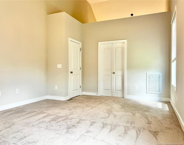 586 Ruth Circle - Photo Thumbnail 25