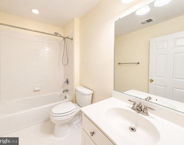 47636 Mid Surrey Square - Photo Thumbnail 25