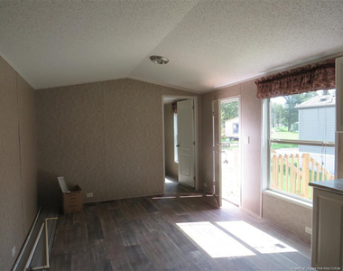 1638 Buzz Drive - Photo Thumbnail 8