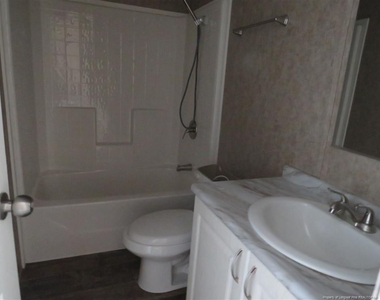 1638 Buzz Drive - Photo Thumbnail 5