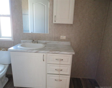 1638 Buzz Drive - Photo Thumbnail 4
