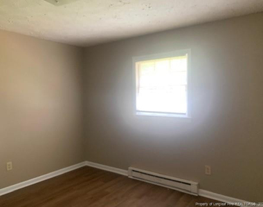 814 Varsity Drive - Photo Thumbnail 10
