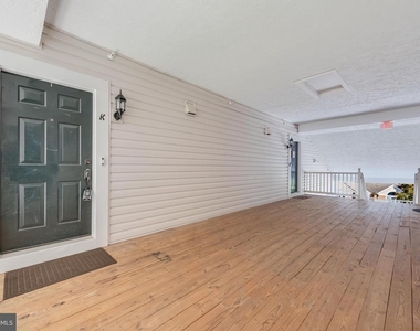 8301 Bluebird Way - Photo Thumbnail 25