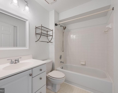 8301 Bluebird Way - Photo Thumbnail 15