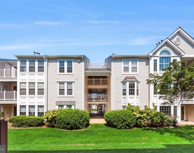 8301 Bluebird Way - Photo Thumbnail 1