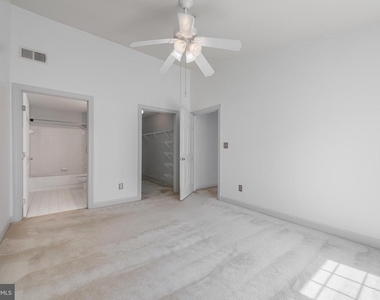 8301 Bluebird Way - Photo Thumbnail 21