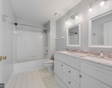 8301 Bluebird Way - Photo Thumbnail 23