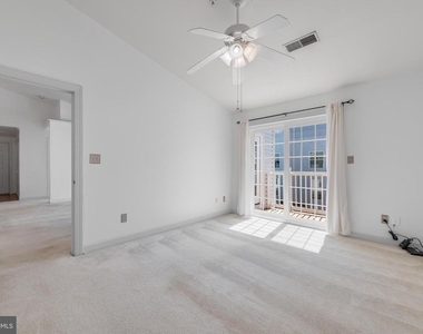 8301 Bluebird Way - Photo Thumbnail 20