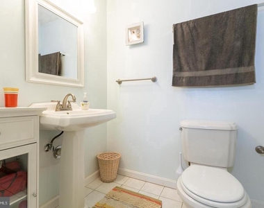 1700 Abbey Oak Drive - Photo Thumbnail 28