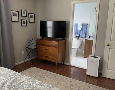 5512 Sacramento Place - Photo Thumbnail 17