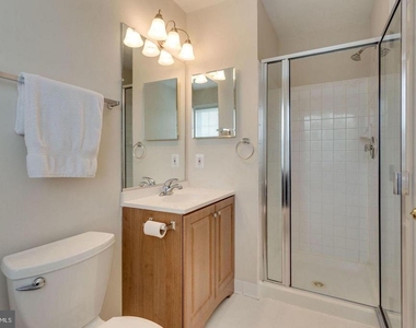 5512 Sacramento Place - Photo Thumbnail 8