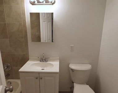 2754 Hollywood Road - Photo Thumbnail 2