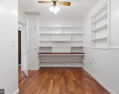 6432 Ichabod Place - Photo Thumbnail 9