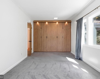 6432 Ichabod Place - Photo Thumbnail 31