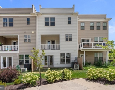 2604 Loganberry Drive - Photo Thumbnail 41