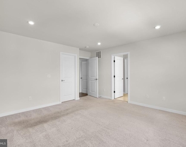 2604 Loganberry Drive - Photo Thumbnail 17