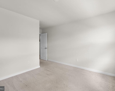 2604 Loganberry Drive - Photo Thumbnail 23