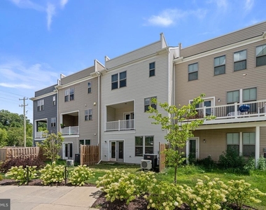 2604 Loganberry Drive - Photo Thumbnail 42