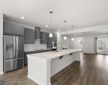 2604 Loganberry Drive - Photo Thumbnail 11