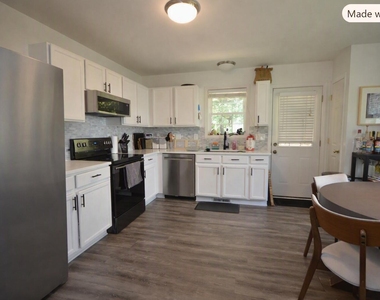 4505 Whistling Way - Photo Thumbnail 4