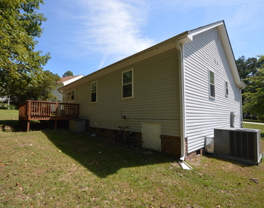 4505 Whistling Way - Photo Thumbnail 18