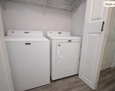 4505 Whistling Way - Photo Thumbnail 9