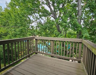 7705 Lexton Place - Photo Thumbnail 8