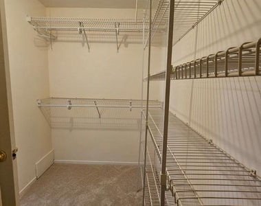 7705 Lexton Place - Photo Thumbnail 22