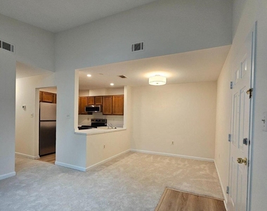 7705 Lexton Place - Photo Thumbnail 2