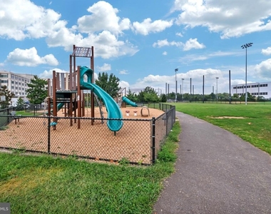 3061 Alan Shepard Street - Photo Thumbnail 37