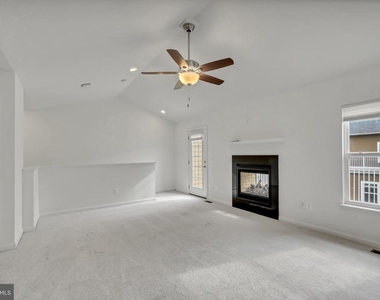 3061 Alan Shepard Street - Photo Thumbnail 27